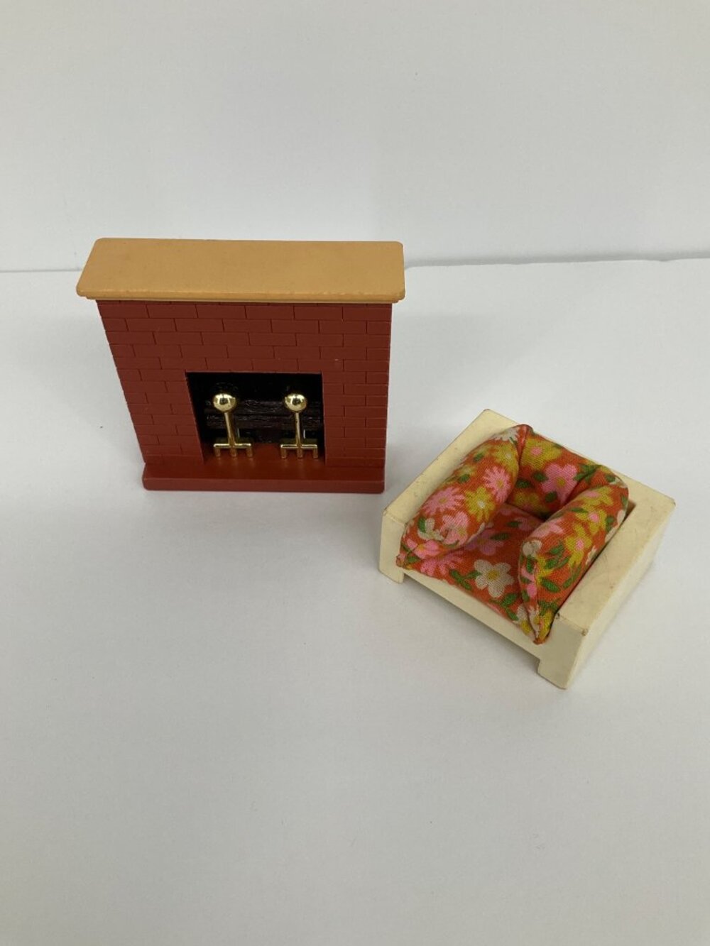 Vintage 70s Fisher Price Doll House Furniture Desk, Clock, Kitchen, Bathroom - Picture 8 of 11
